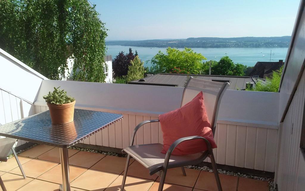Ferienwohnung Mit Seeblick Und Dachterrasse In Ueberlingen Camera foto